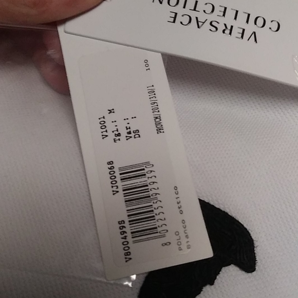 Versace - Picture 6 of 6